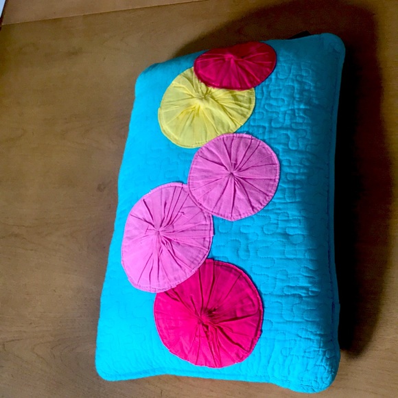 GORGEOUS!!! Cynthia Rowley 2 pc Twin quilt set - Picture 3 of 6